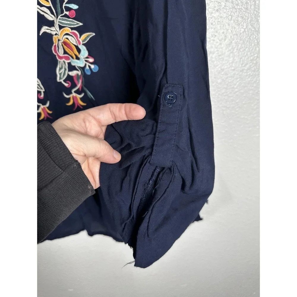 RD Koko Blouse Womens 3X Navy Embroidered Floral Collared Boho Tunic Top‎